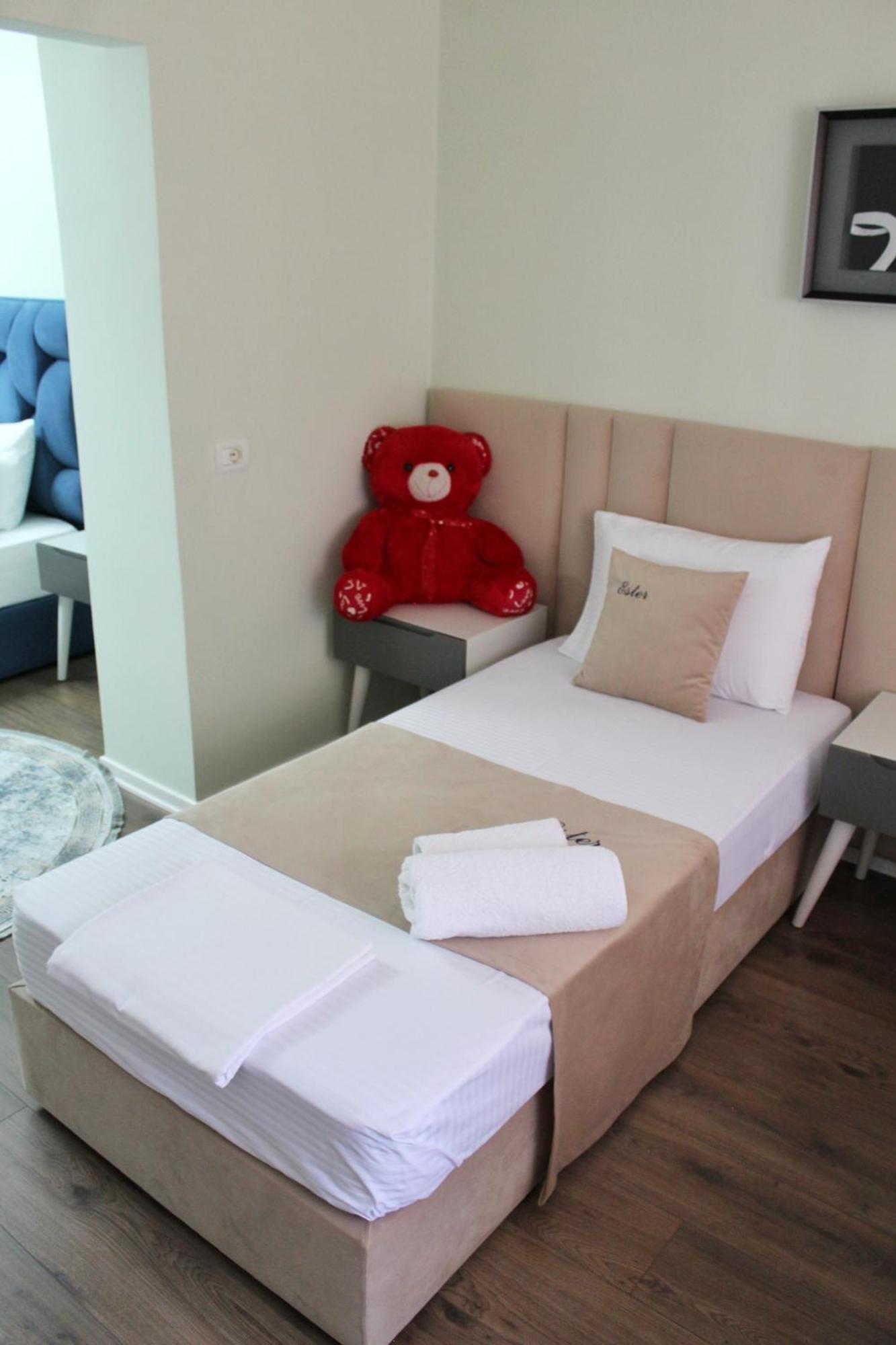 Essy'S Apartment Korça Kültér fotó